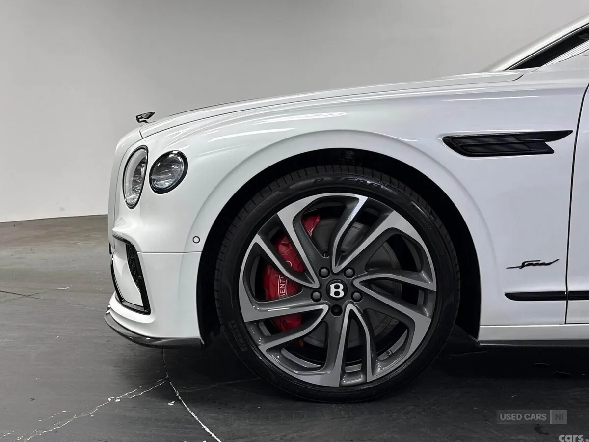 Bentley Flying Spur Saloon, Electric, 2025, White