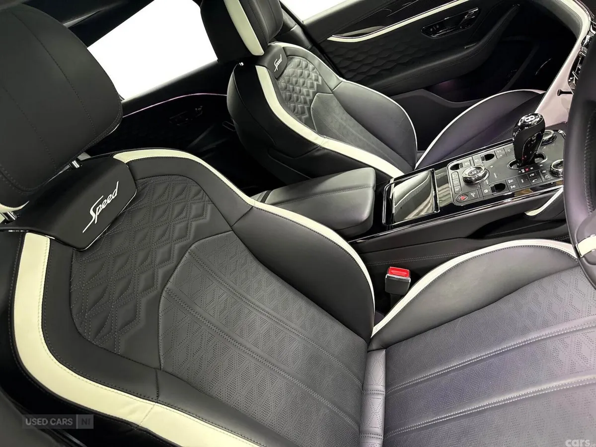 Bentley Flying Spur Saloon, Electric, 2025, White