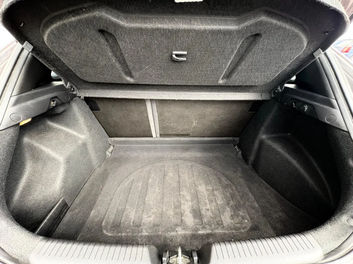 Hyundai i30 Hatchback, Diesel, 2013, Brown