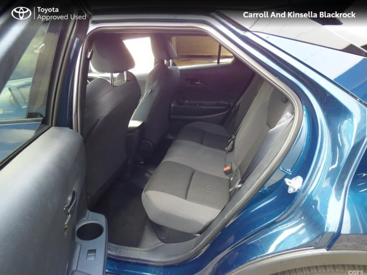 Toyota C-HR Hatchback, Petrol Plug-in Hybrid, 2025, Blue