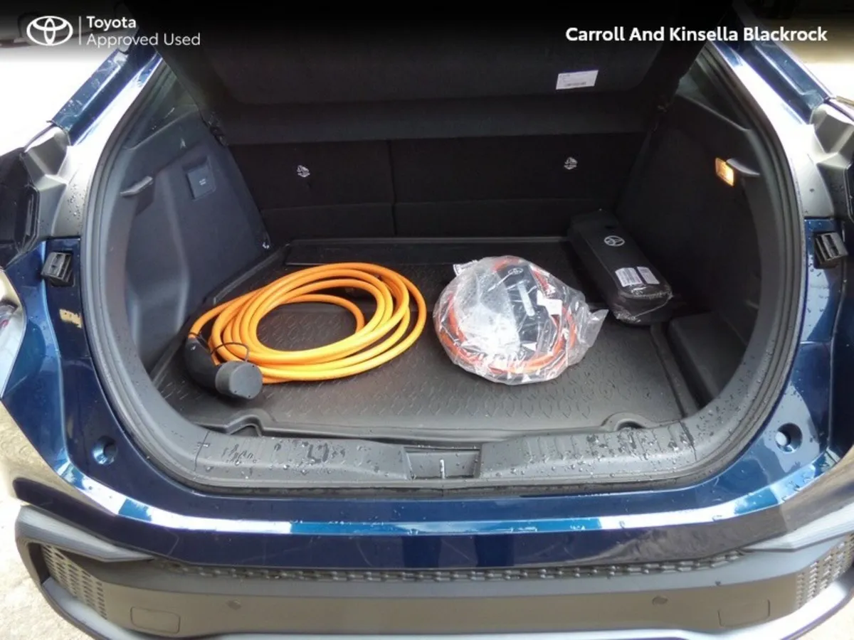 Toyota C-HR Hatchback, Petrol Plug-in Hybrid, 2025, Blue