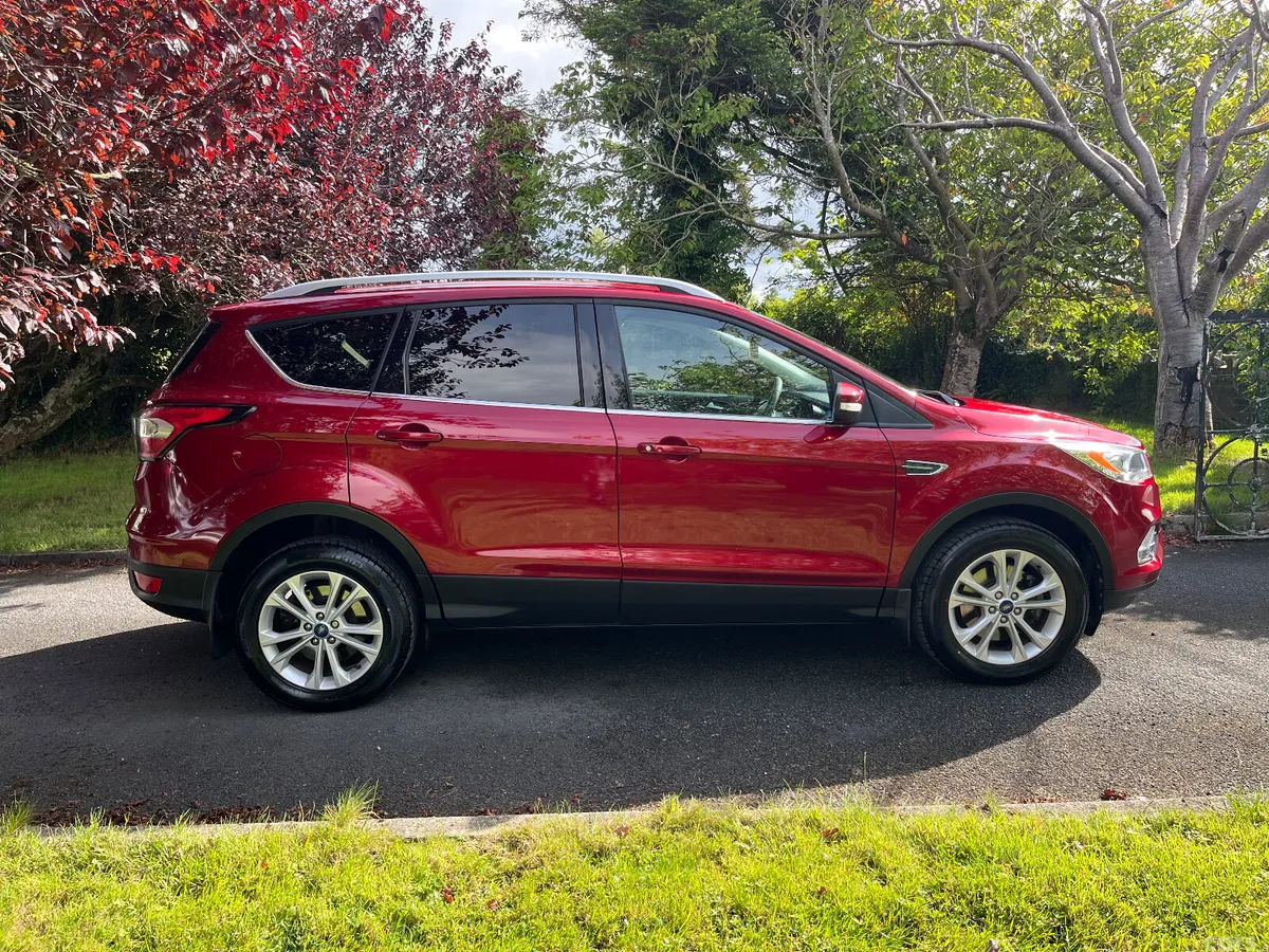 Ford Kuga SUV, Diesel, 2017, Red