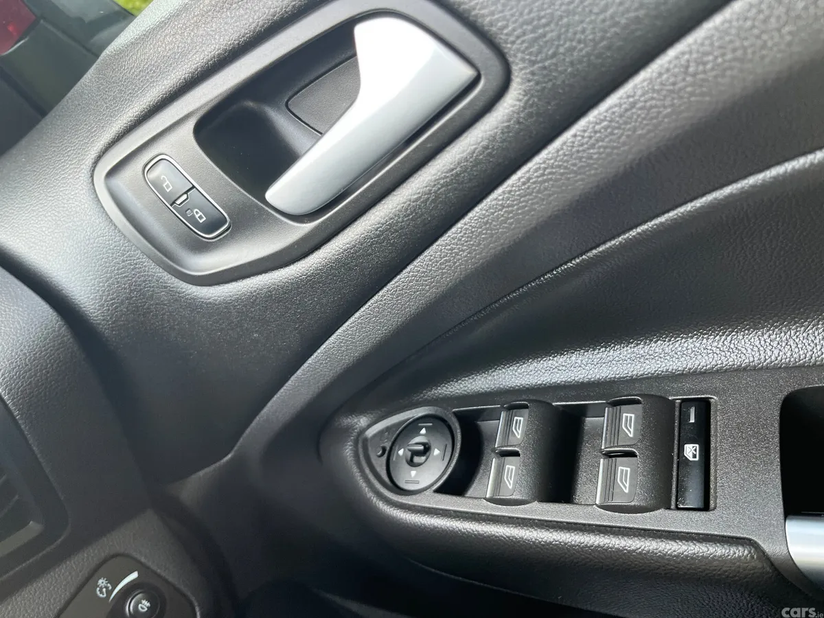Ford Kuga SUV, Diesel, 2017, Red