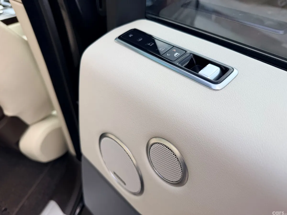 Land Rover Range Rover SUV, Petrol Plug-in Hybrid, 2020, Black