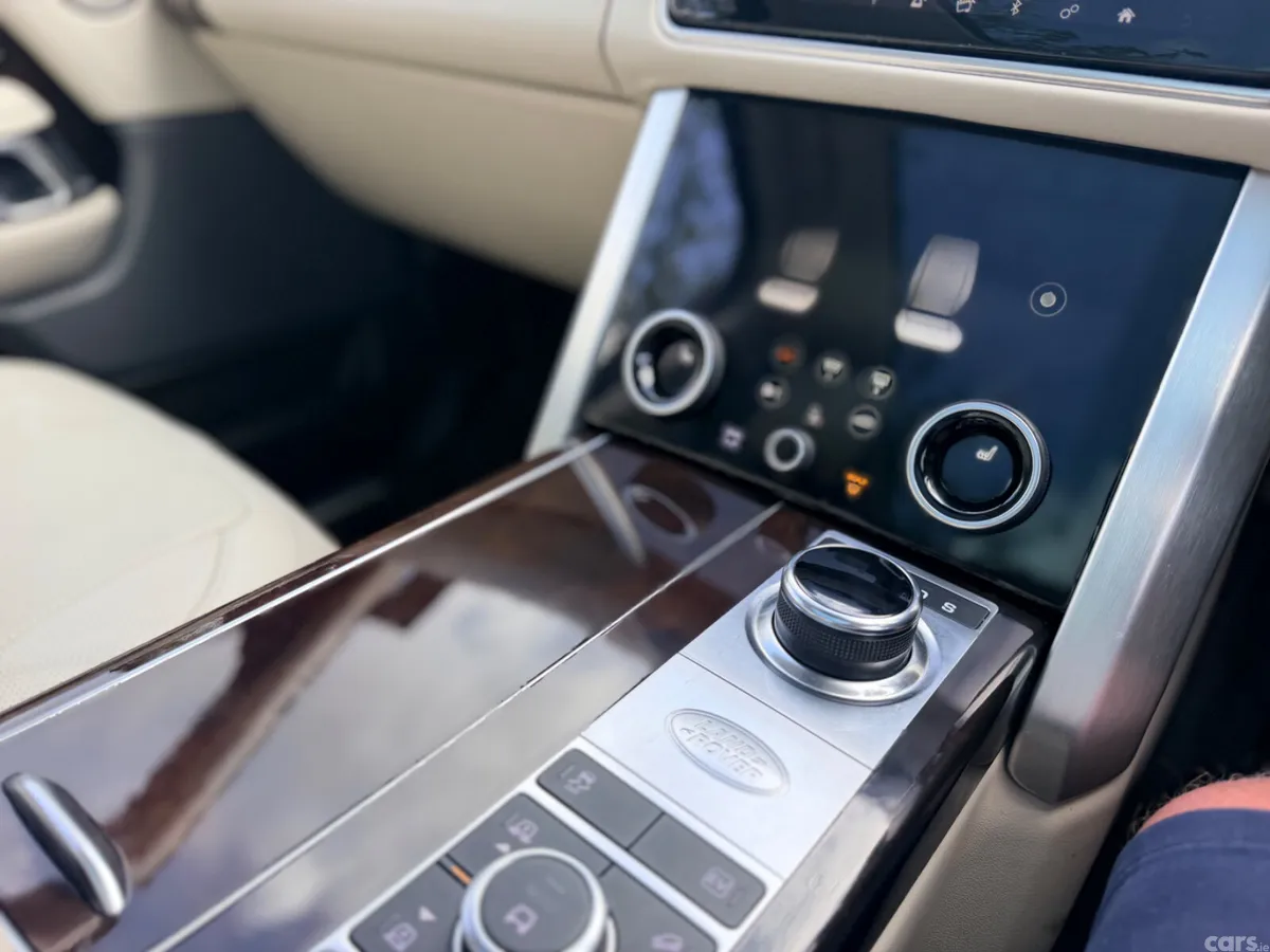 Land Rover Range Rover SUV, Petrol Plug-in Hybrid, 2020, Black