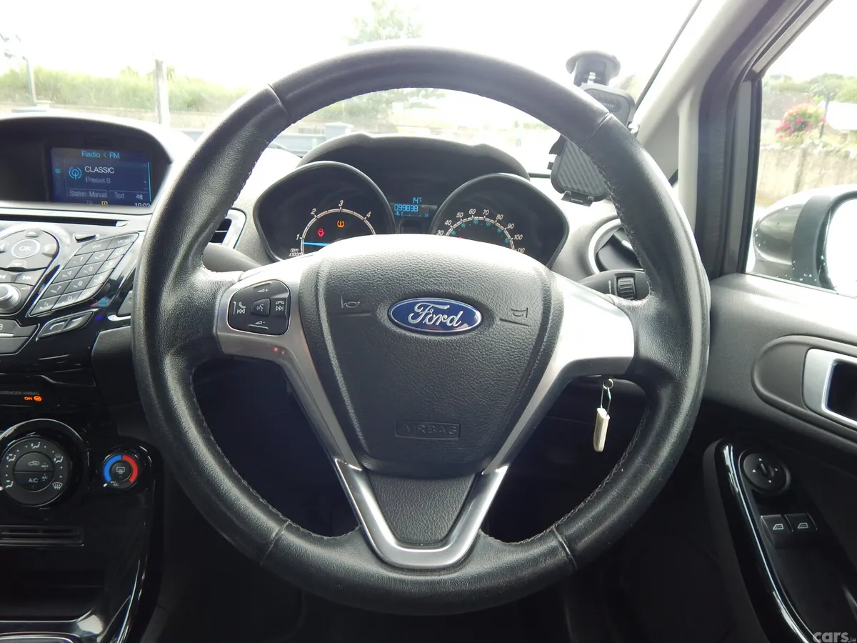 Ford Fiesta Hatchback, Diesel, 2016, Grey