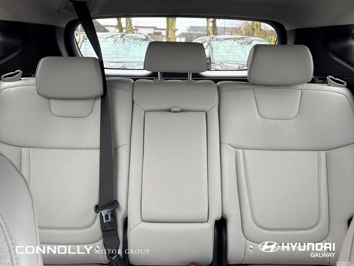 Hyundai Tucson SUV, Petrol Plug-in Hybrid, 2025, Black