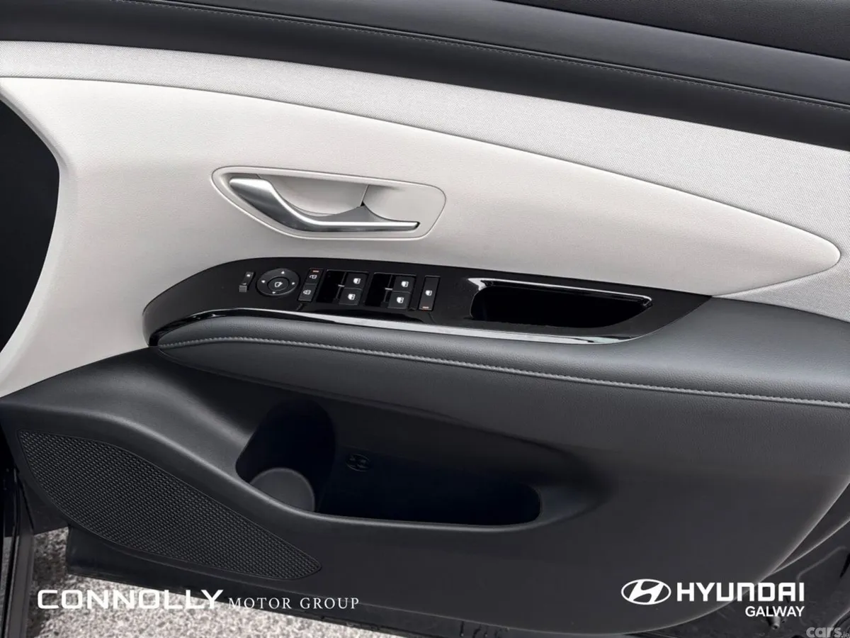 Hyundai Tucson SUV, Petrol Plug-in Hybrid, 2025, Black