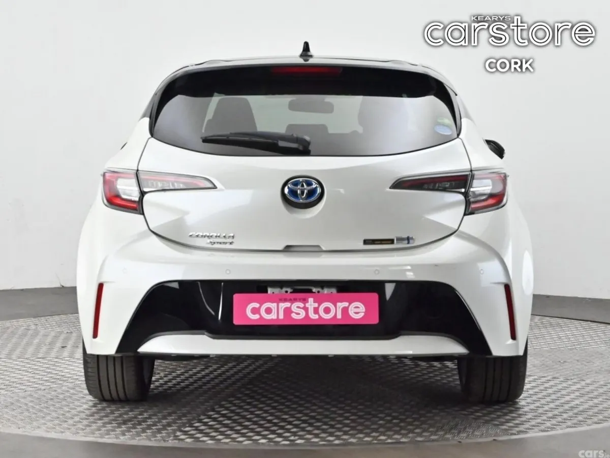 Toyota Corolla Hatchback, Petrol Hybrid, 2019, White