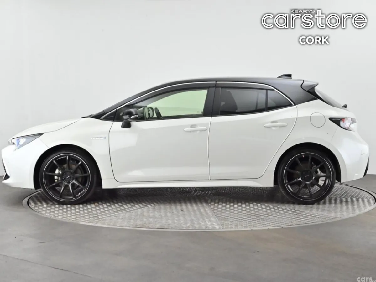 Toyota Corolla Hatchback, Petrol Hybrid, 2019, White