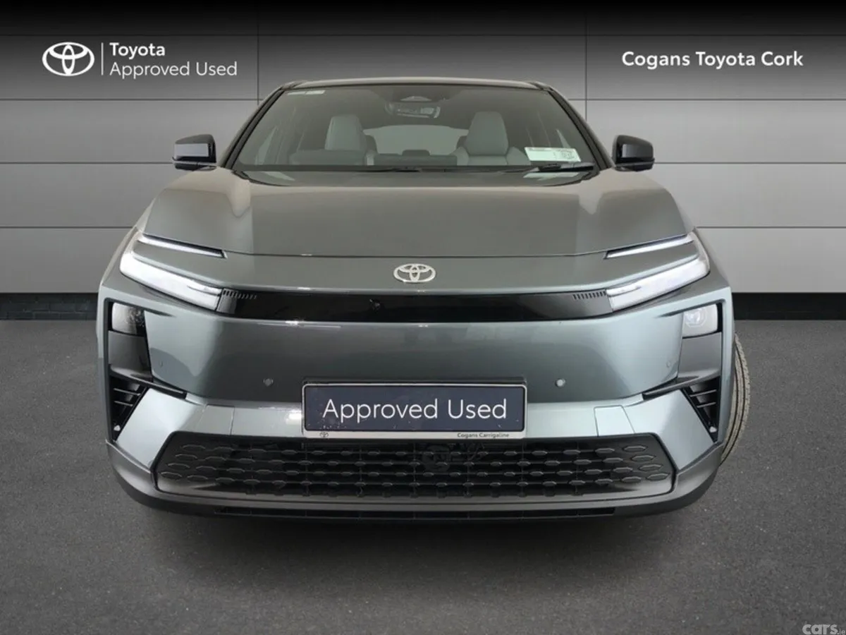 Toyota C-HR Estate, Electric, 2026, Green