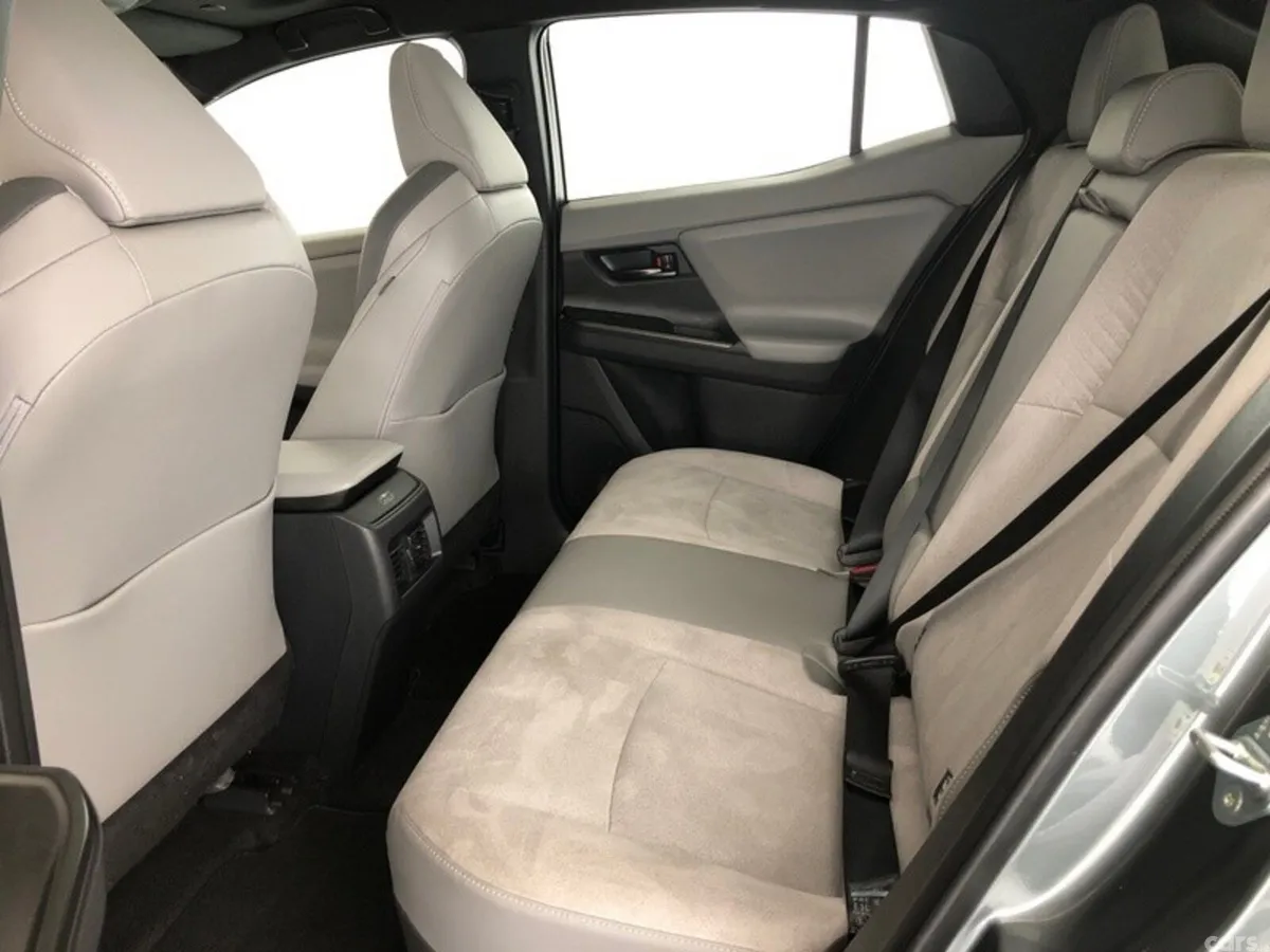 Toyota C-HR Estate, Electric, 2026, Green