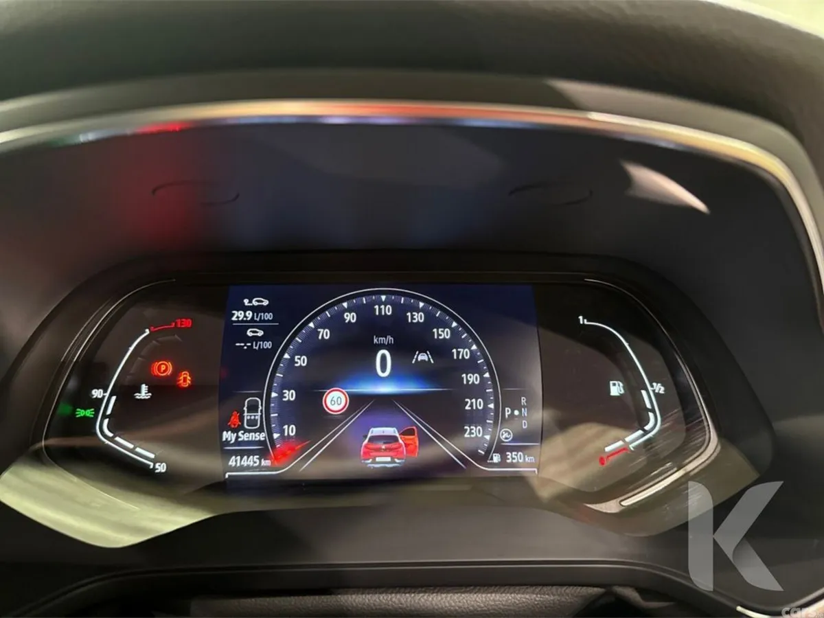 Renault Captur Hatchback, Petrol, 2021, Red
