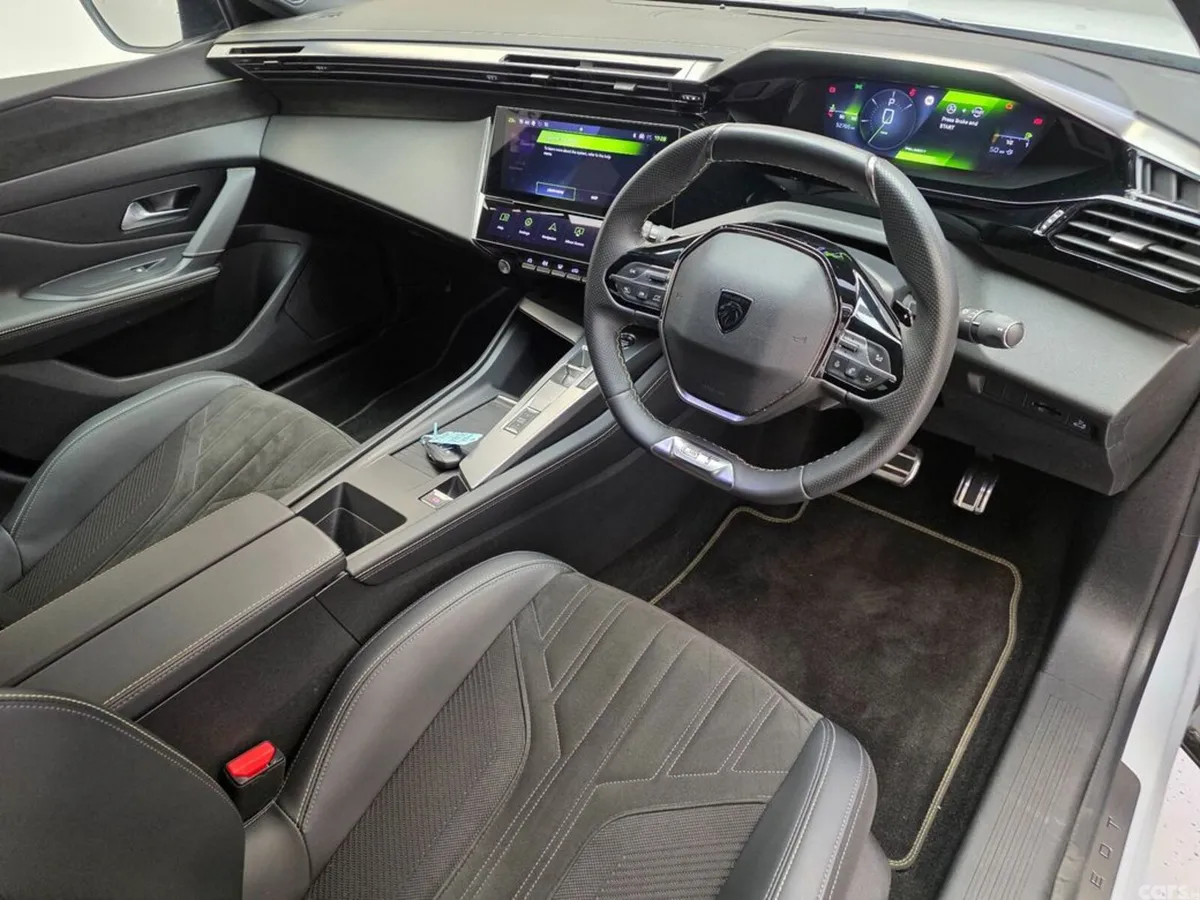 Peugeot 408 Hatchback, Petrol, 2024, White