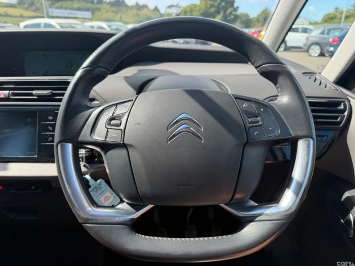Citroen Grand C4 Picasso MPV, Petrol, 2019, White