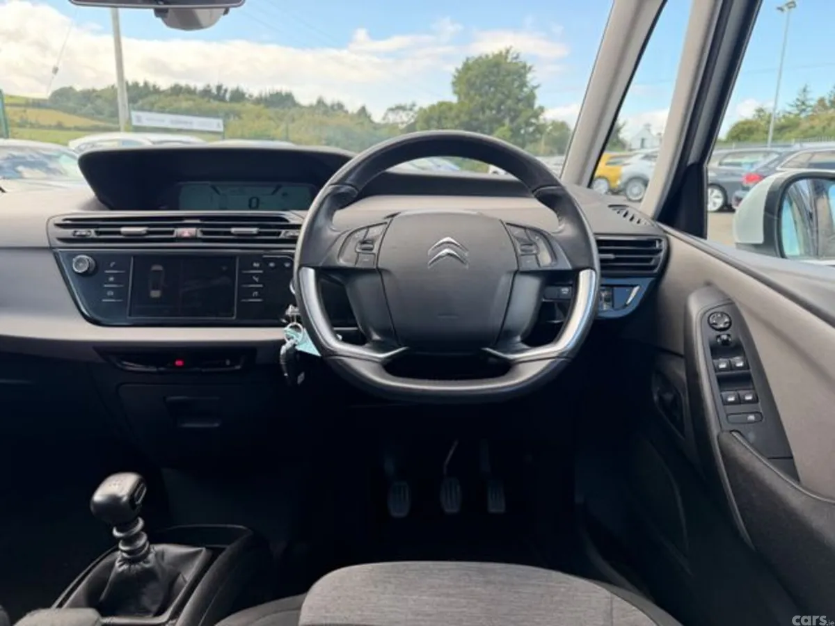 Citroen Grand C4 Picasso MPV, Petrol, 2019, White