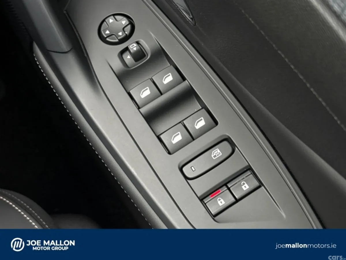 Peugeot 308 Hatchback, Petrol Hybrid, 2026, Red