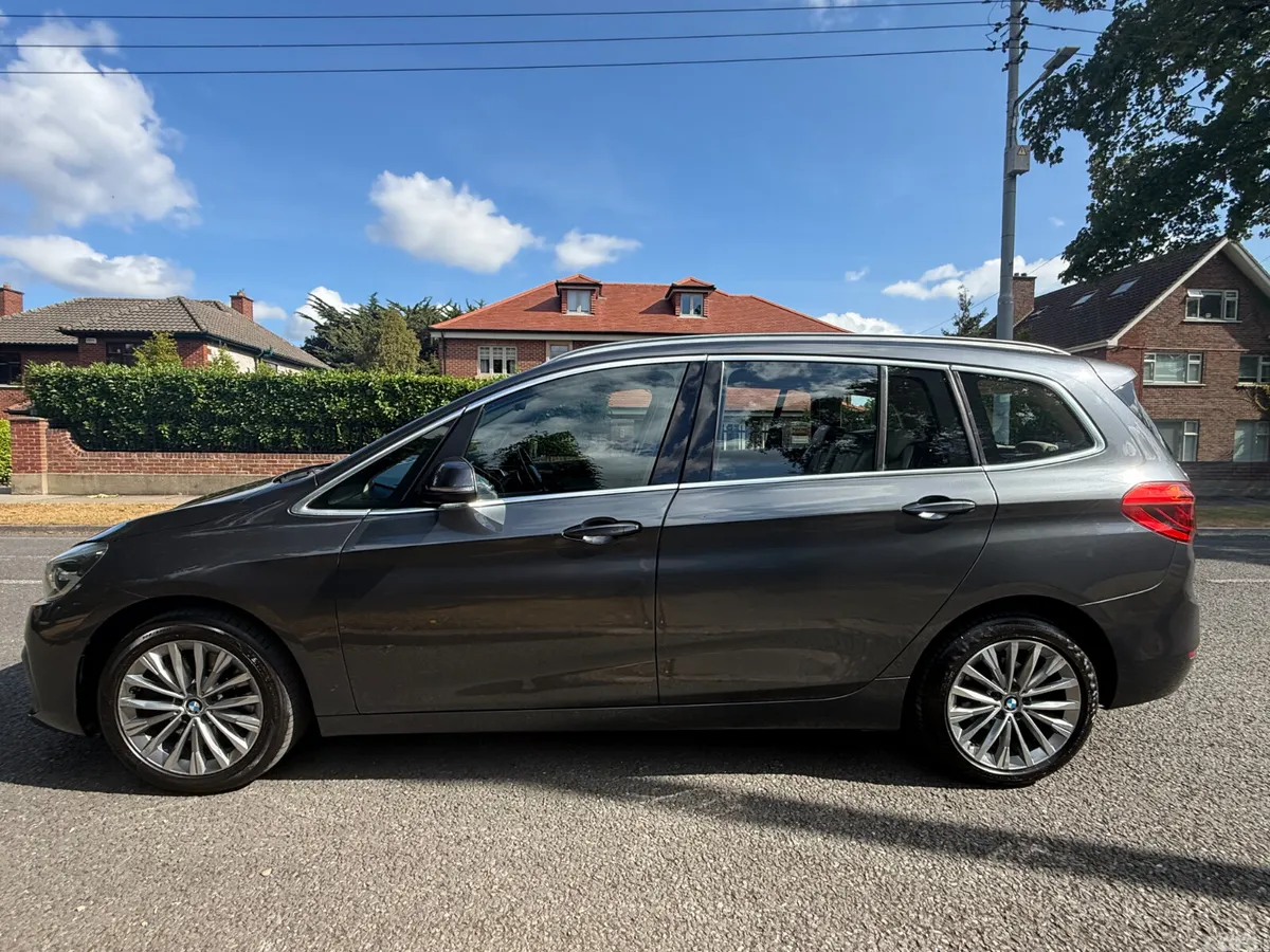 BMW 2-Series SUV, Diesel, 2019, Grey