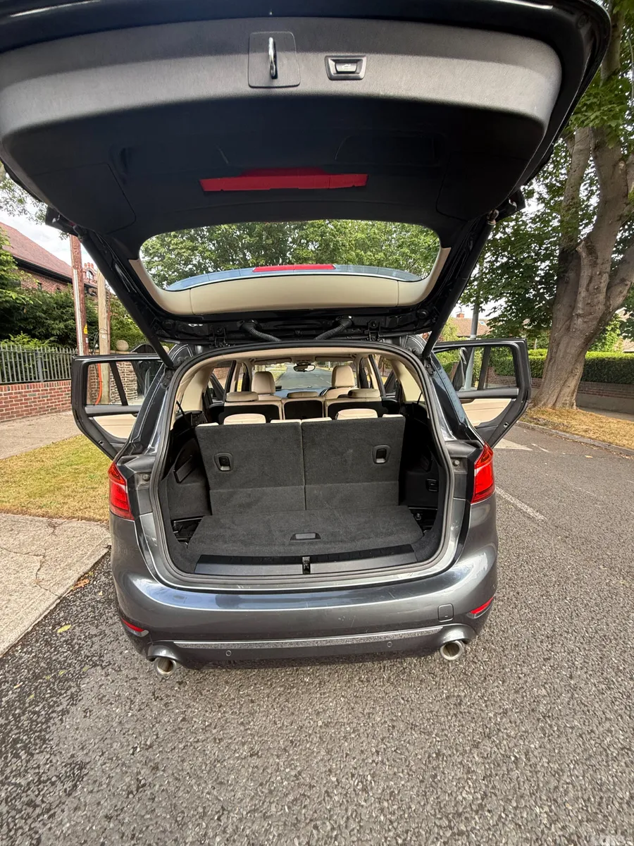 BMW 2-Series SUV, Diesel, 2019, Grey