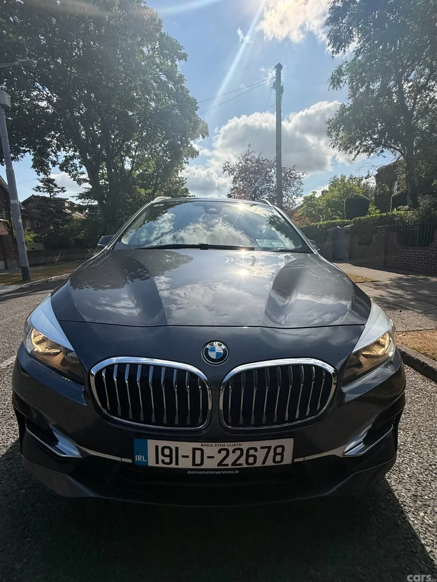BMW 2-Series SUV, Diesel, 2019, Grey