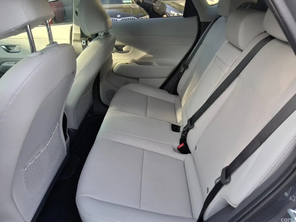 Hyundai KONA SUV, Electric, 2026, Grey