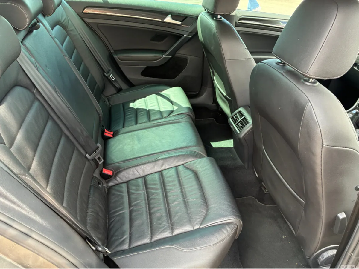 Volkswagen Golf Hatchback, Diesel, 2017, Grey