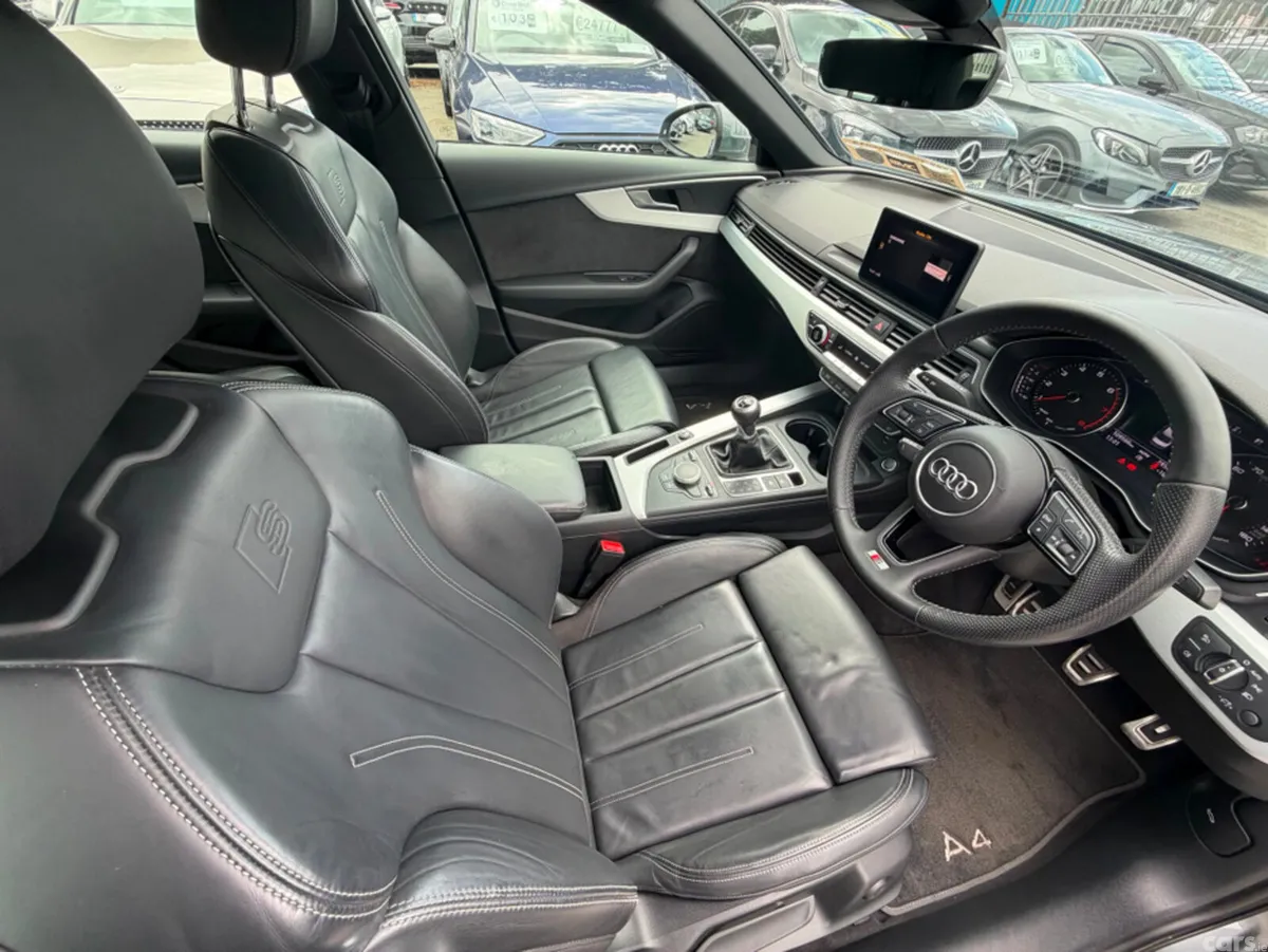 Audi A4 Saloon, Petrol, 2019, Grey