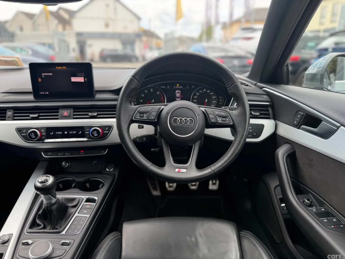 Audi A4 Saloon, Petrol, 2019, Grey