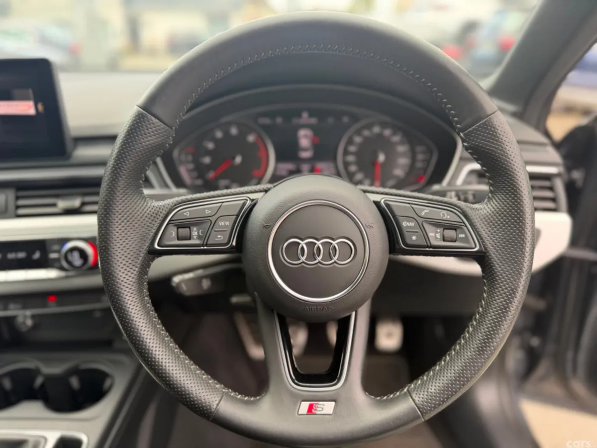 Audi A4 Saloon, Petrol, 2019, Grey