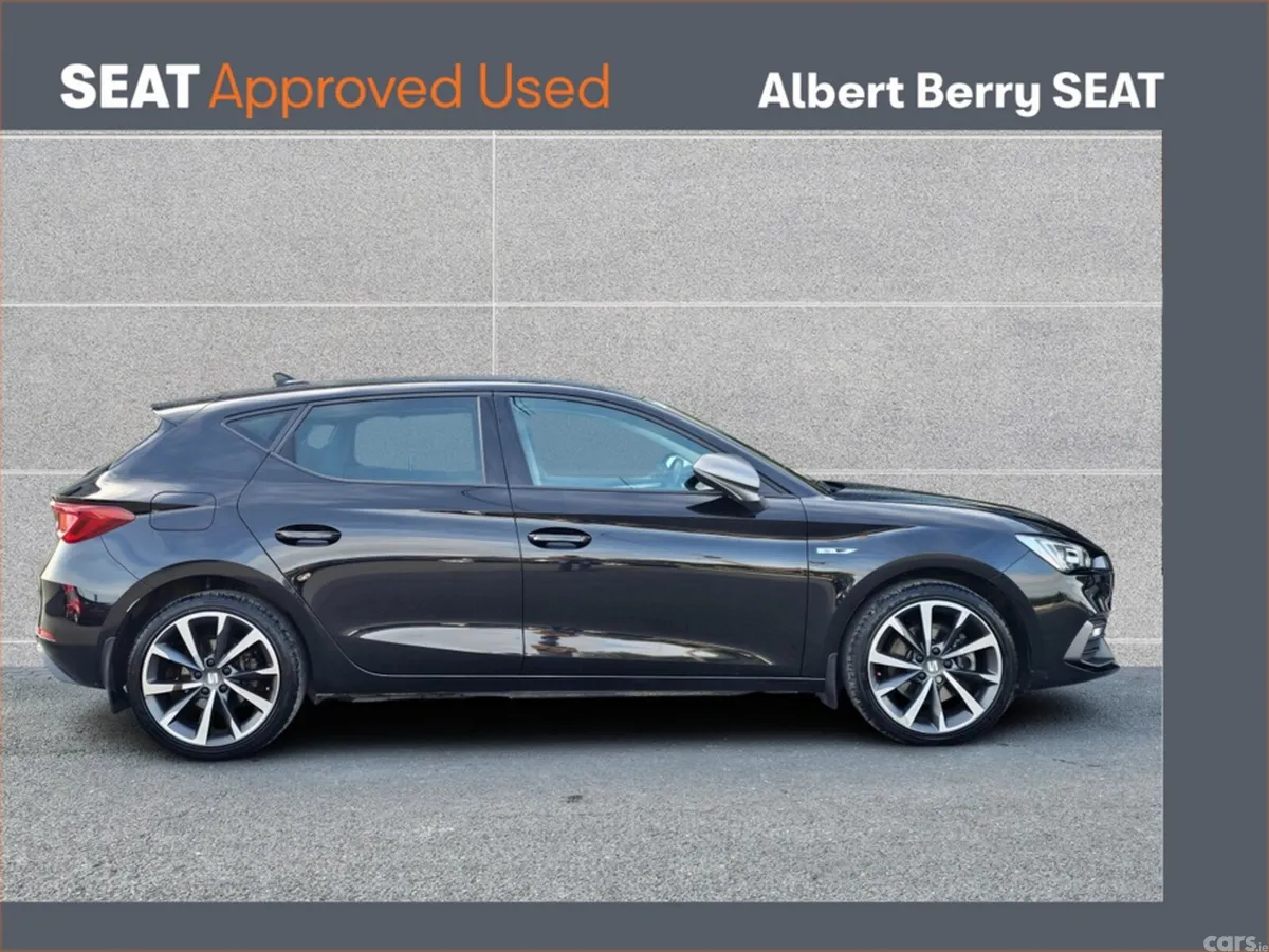 SEAT Leon Hatchback, Petrol Plug-in Hybrid, 2021, Black