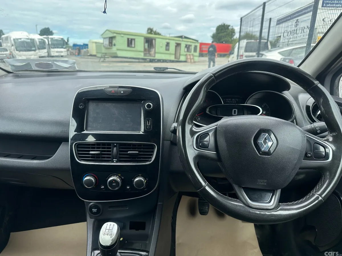 Renault Clio Hatchback, Petrol, 2018, Grey
