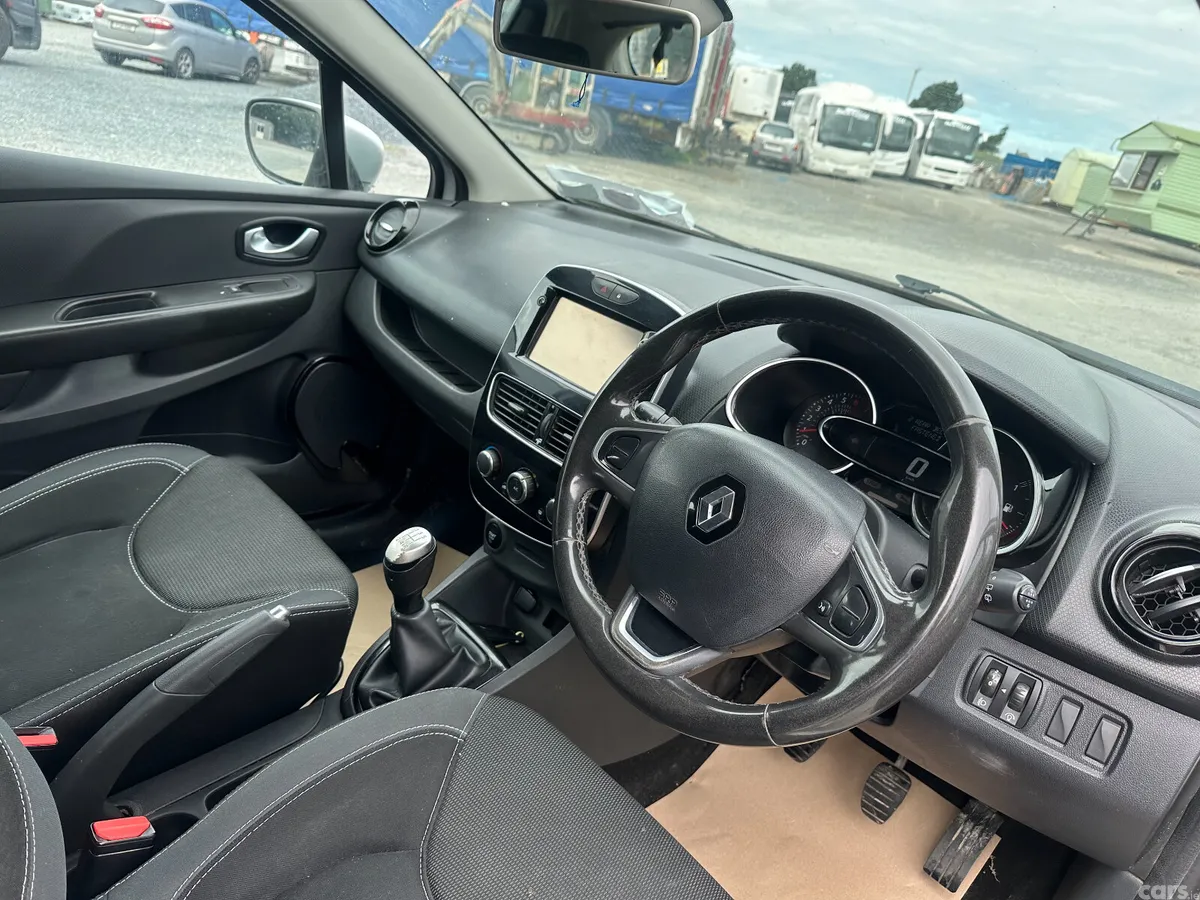 Renault Clio Hatchback, Petrol, 2018, Grey