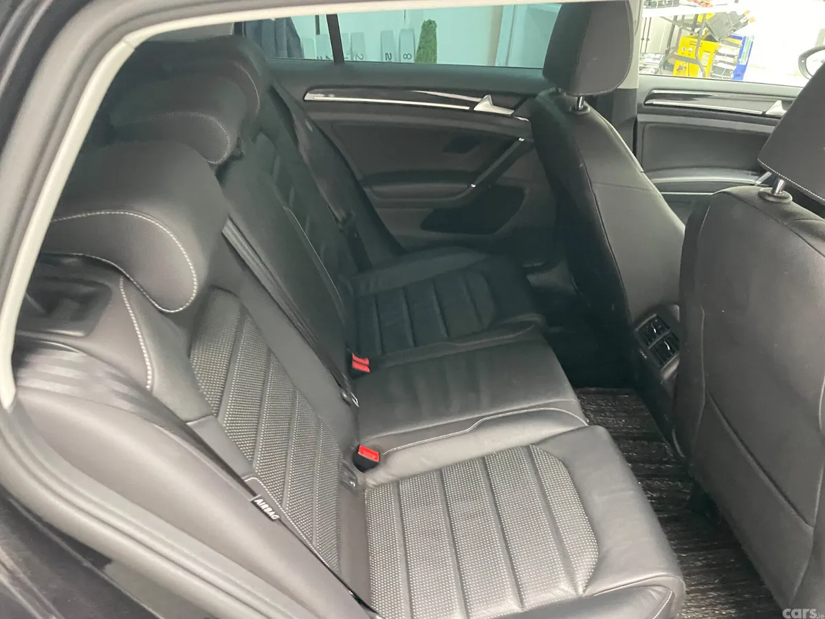 Volkswagen Golf Hatchback, Petrol, 2019, Black