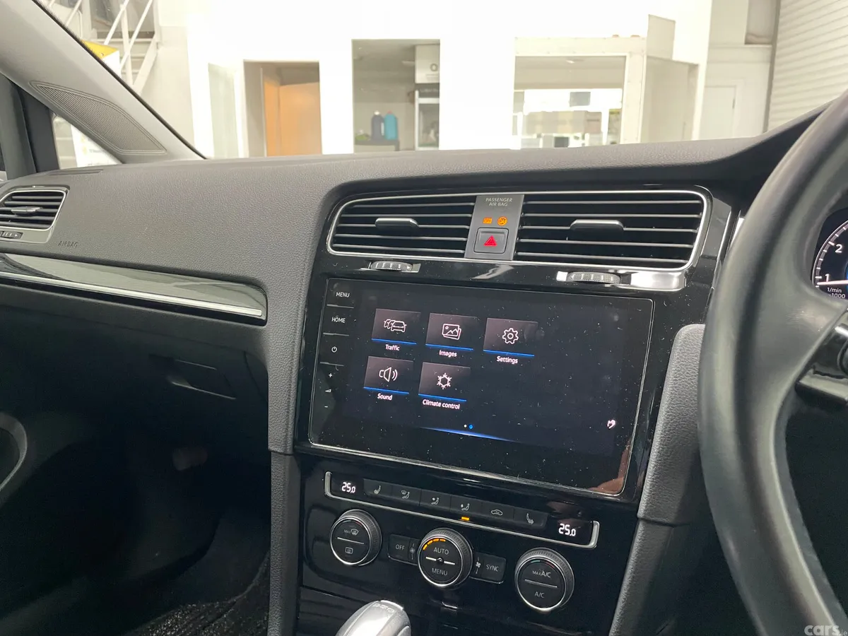 Volkswagen Golf Hatchback, Petrol, 2019, Black