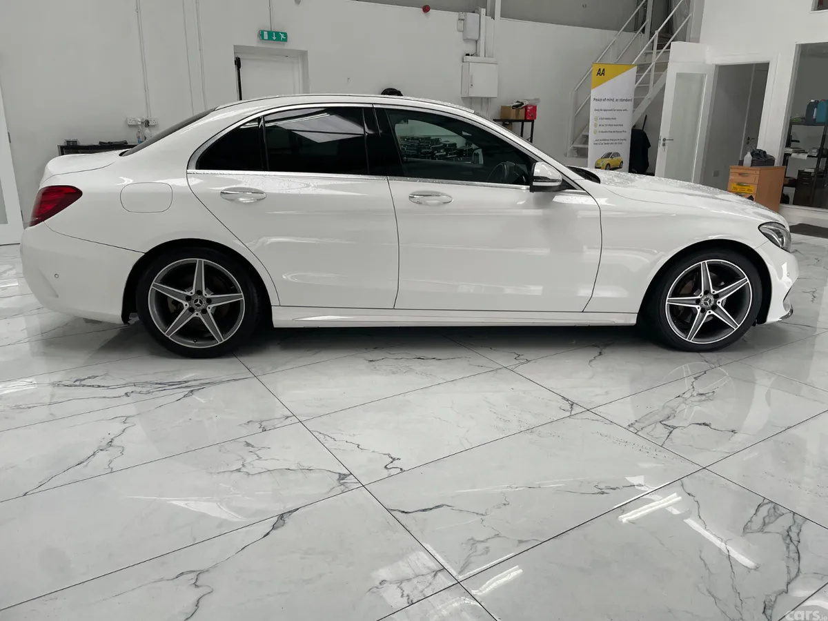 Mercedes-Benz 220 Saloon, Diesel, 2018, White