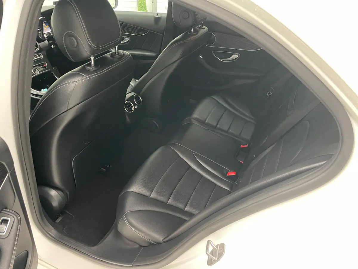 Mercedes-Benz 220 Saloon, Diesel, 2018, White