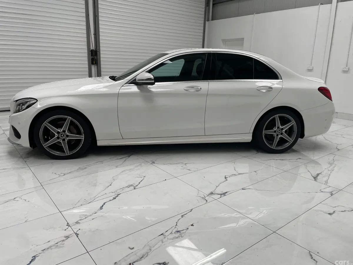 Mercedes-Benz 220 Saloon, Diesel, 2018, White