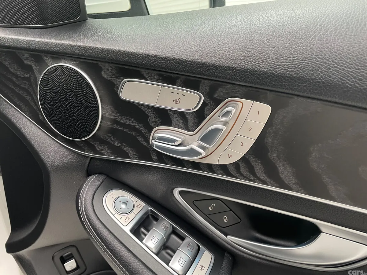 Mercedes-Benz 220 Saloon, Diesel, 2018, White
