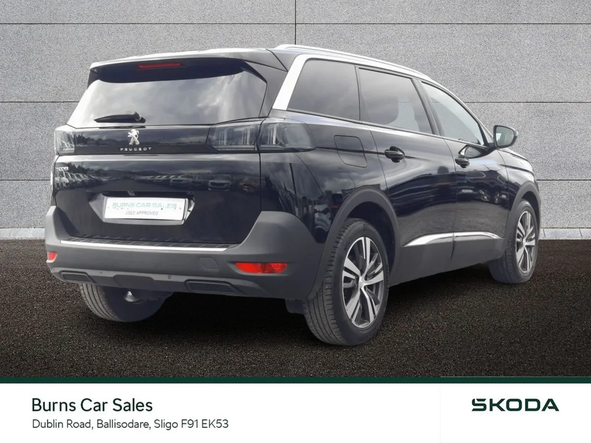 Peugeot 5008 MPV, Diesel, 2024, Black
