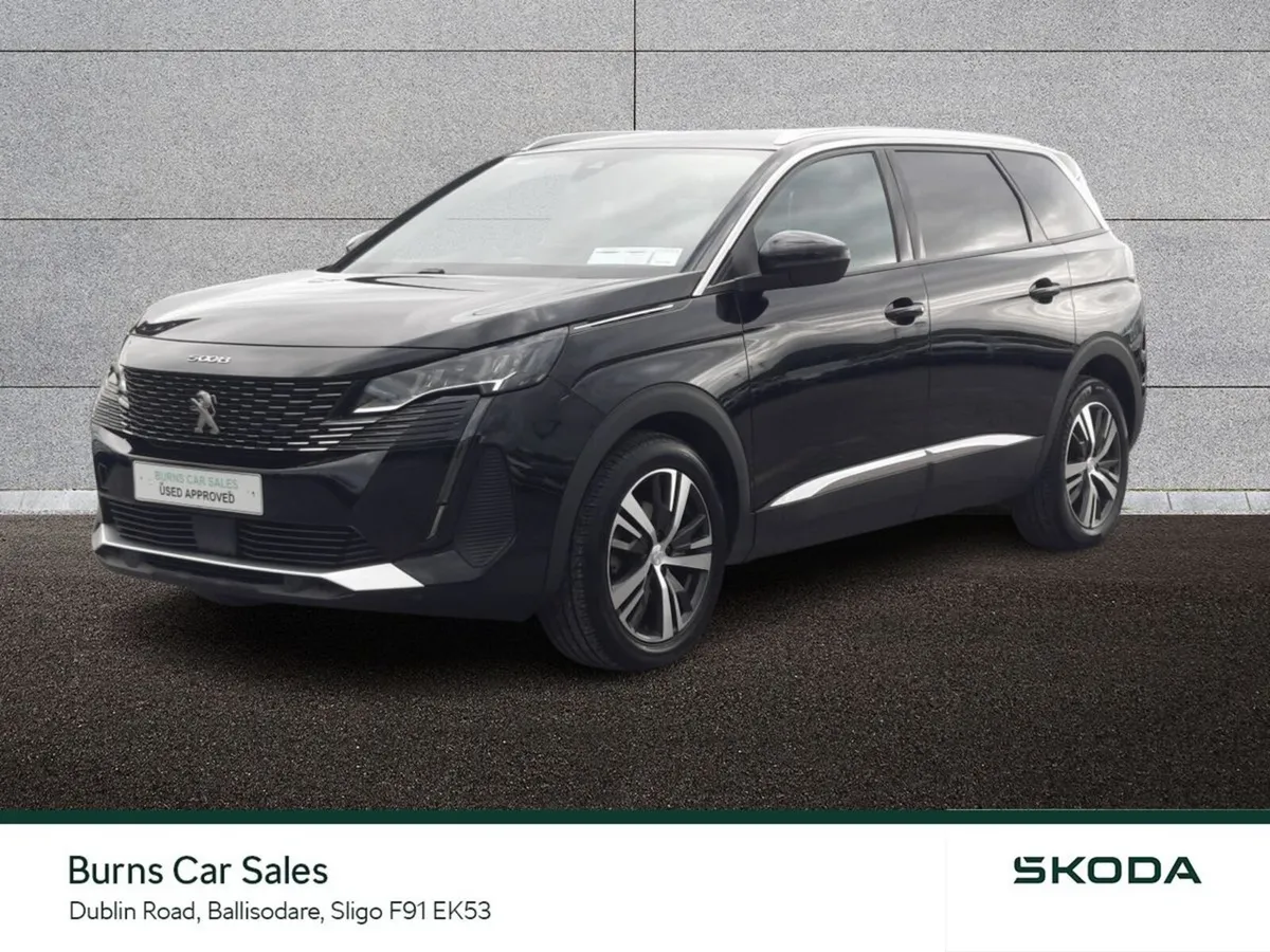 Peugeot 5008 MPV, Diesel, 2024, Black