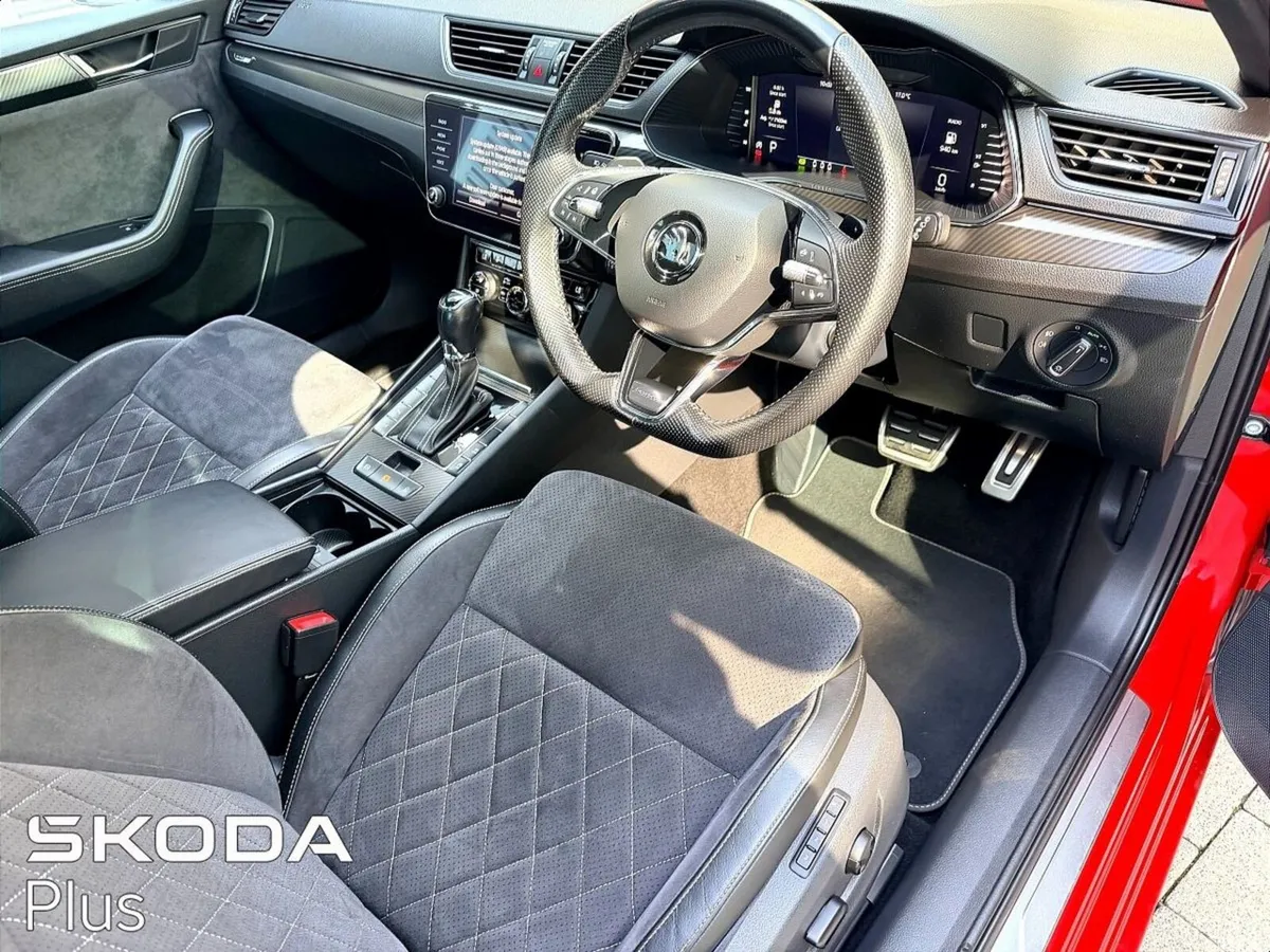 Skoda Superb Saloon, Diesel, 2023, Red