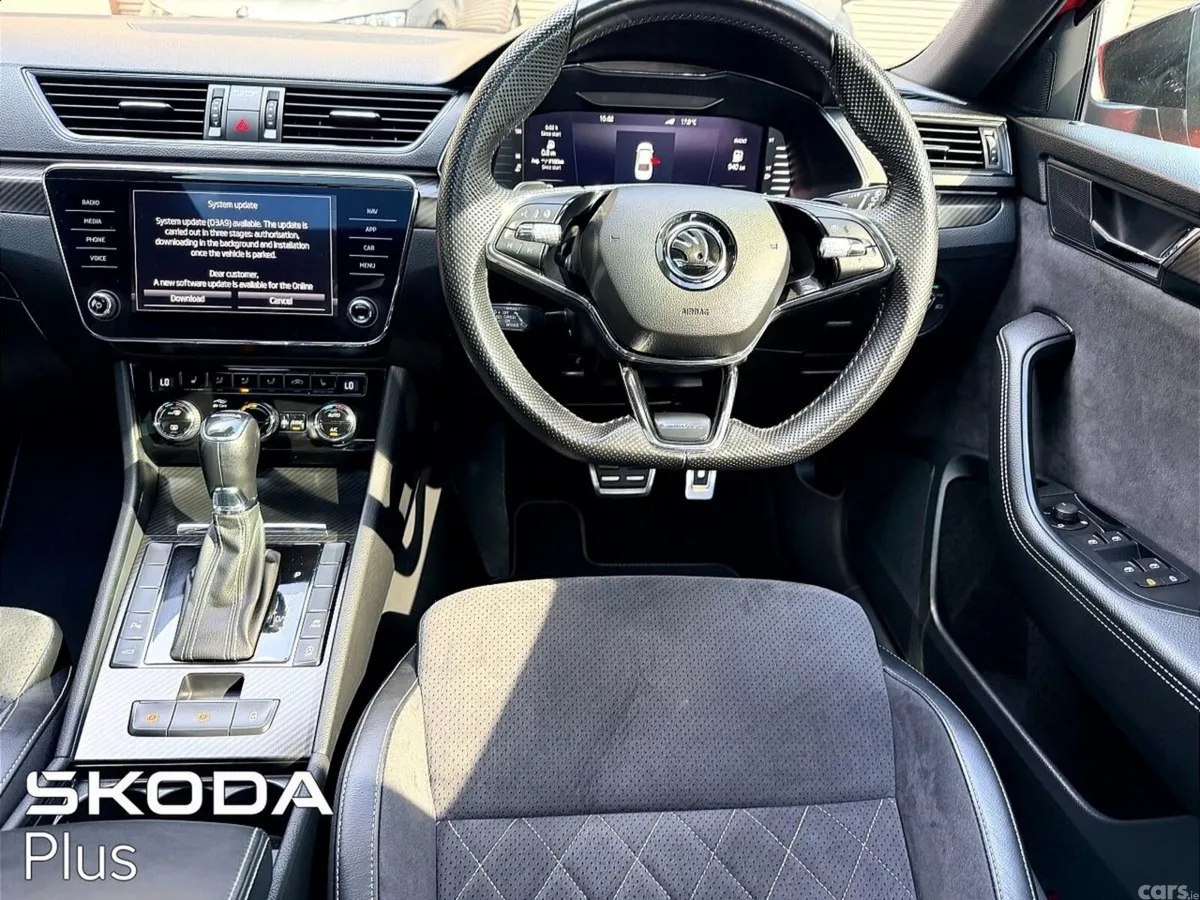 Skoda Superb Saloon, Diesel, 2023, Red