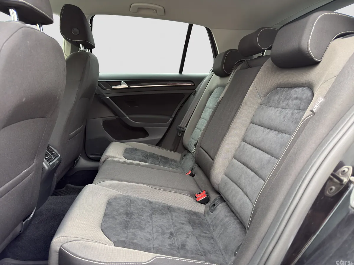 Volkswagen Golf Hatchback, Petrol, 2016, Black