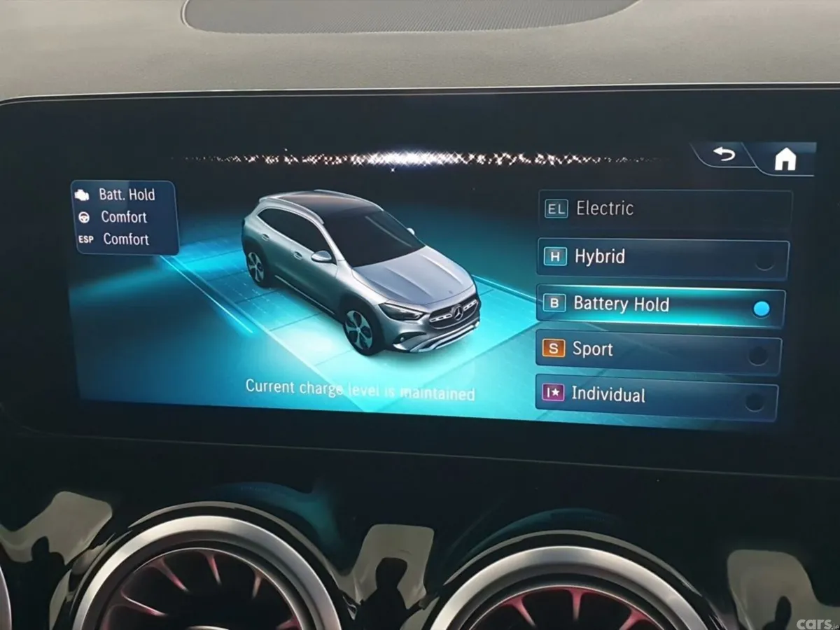 Mercedes-Benz GLA SUV, Petrol Plug-in Hybrid, 2024, Grey