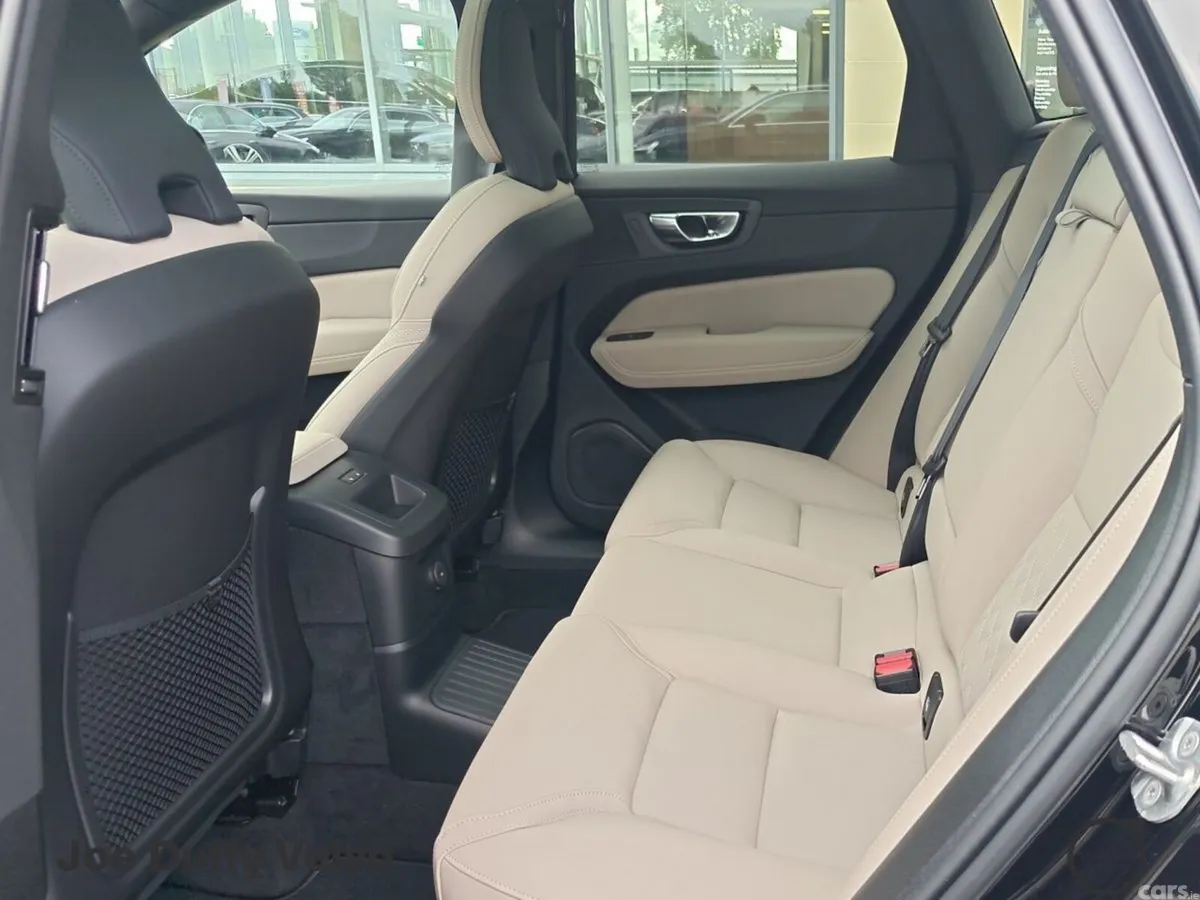 Volvo XC60 SUV, Petrol Plug-in Hybrid, 2026, Black