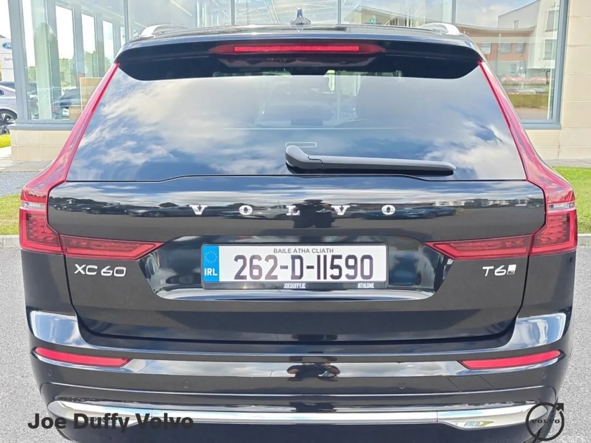 Volvo XC60 SUV, Petrol Plug-in Hybrid, 2026, Black
