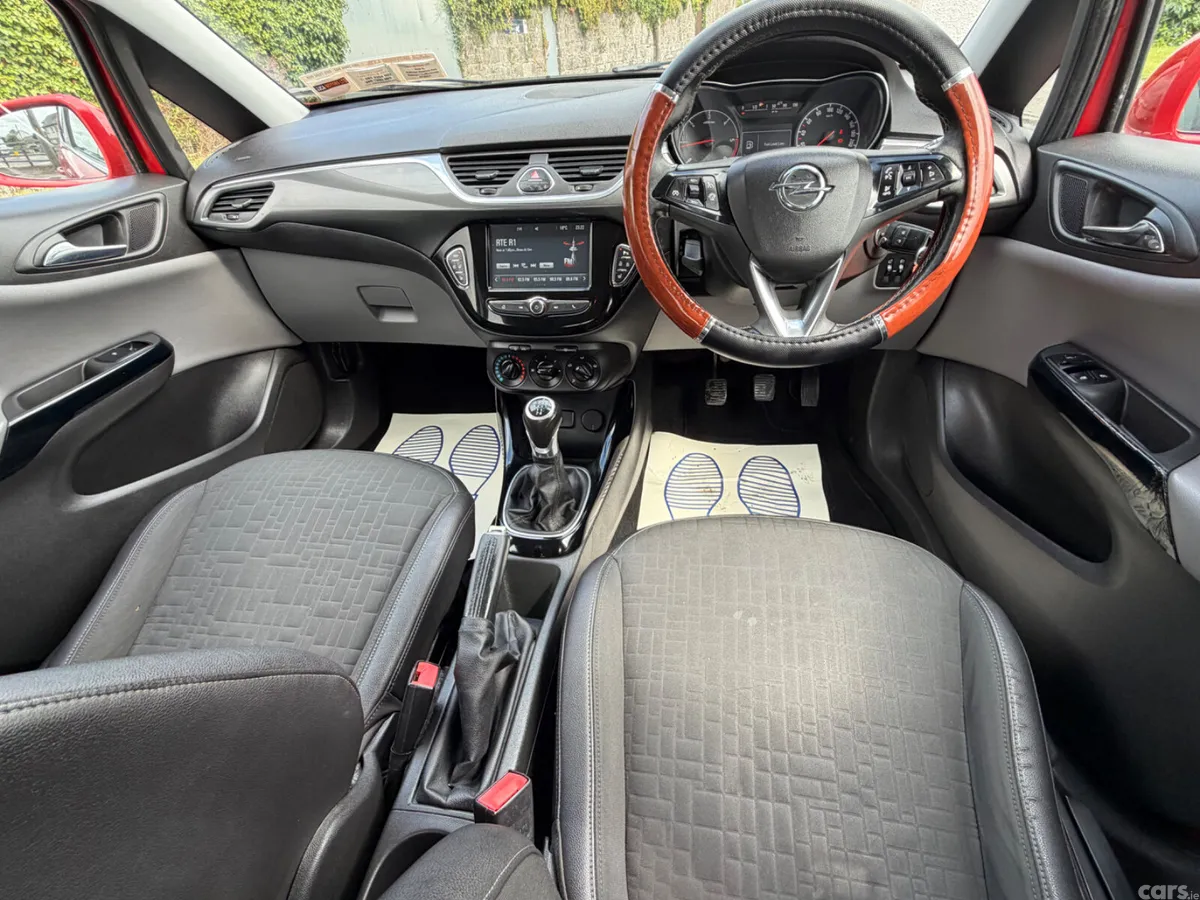 Opel Corsa Hatchback, Diesel, 2017, Red