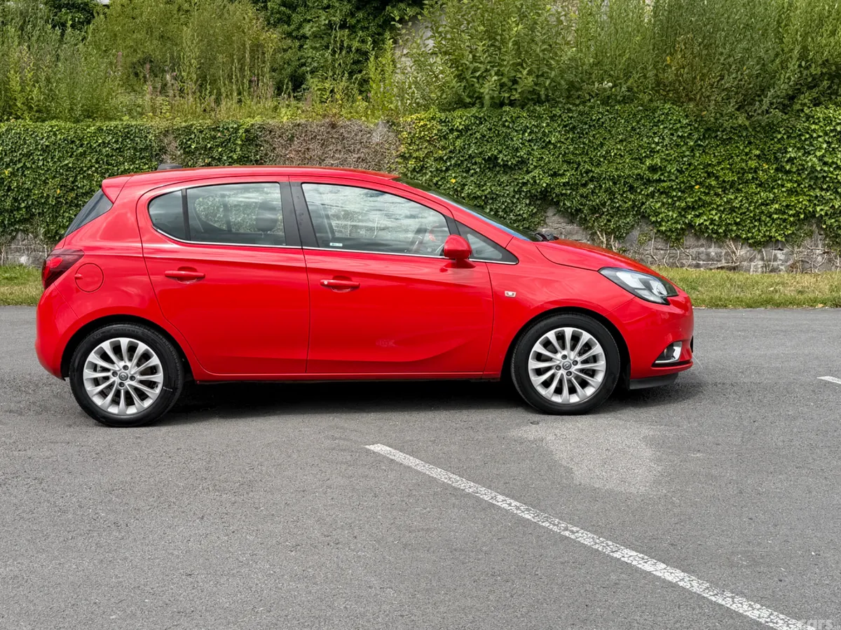 Opel Corsa Hatchback, Diesel, 2017, Red