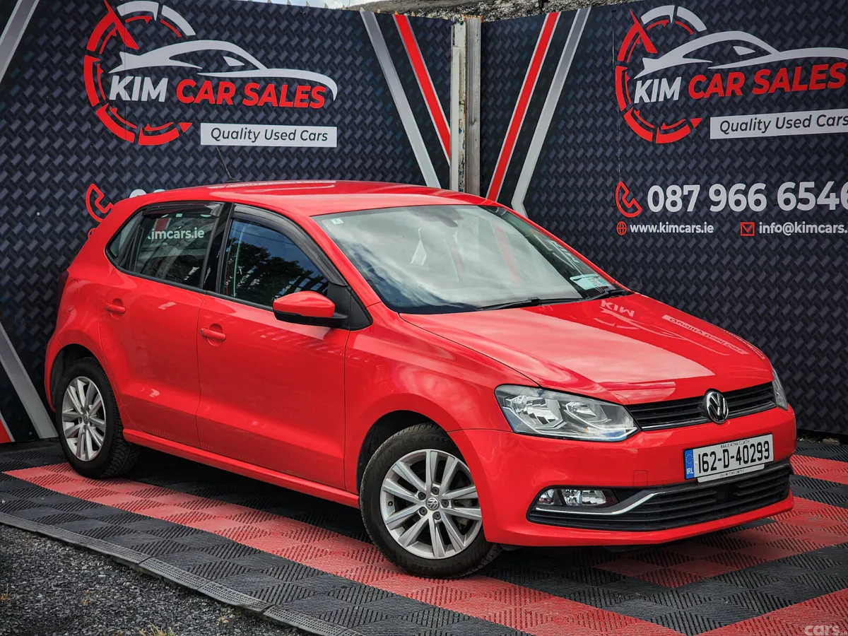 Volkswagen Polo Hatchback, Petrol, 2016, Red