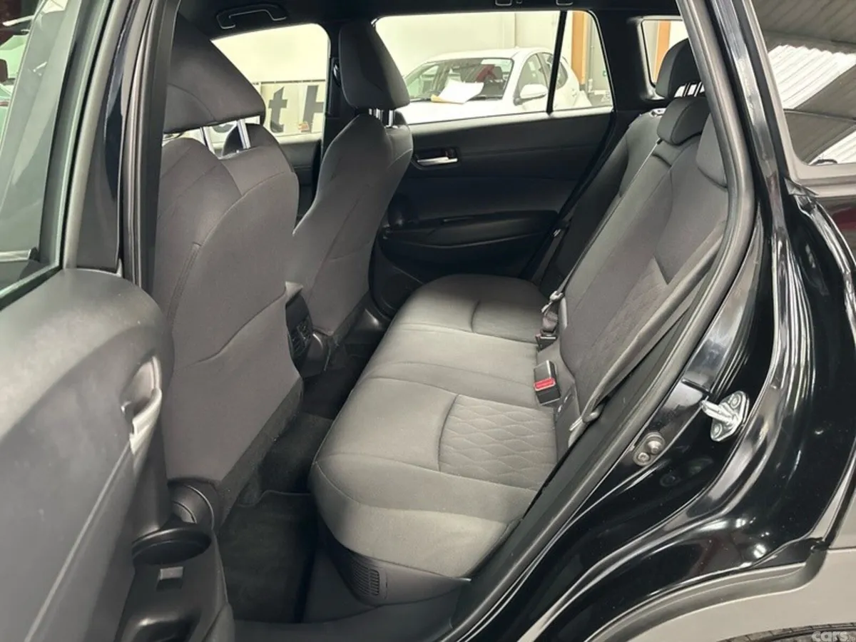 Toyota Corolla Cross SUV, Petrol Hybrid, 2024, Black